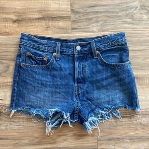 Levi’s 501 Dark wash Cut off Button Fly denim Jean Shorts